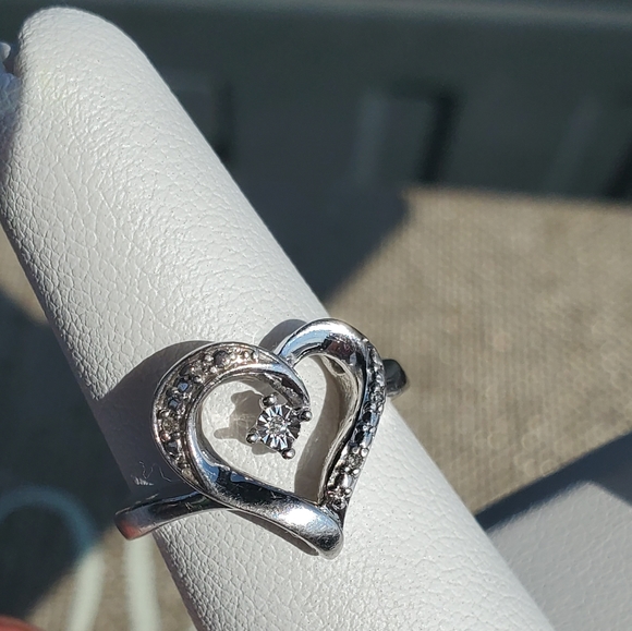 Sterling Diamond Heart Scrolled Ring - Picture 11 of 16